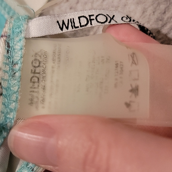 Wildfox Take me on Vacation swim suit - Picture 8 of 8